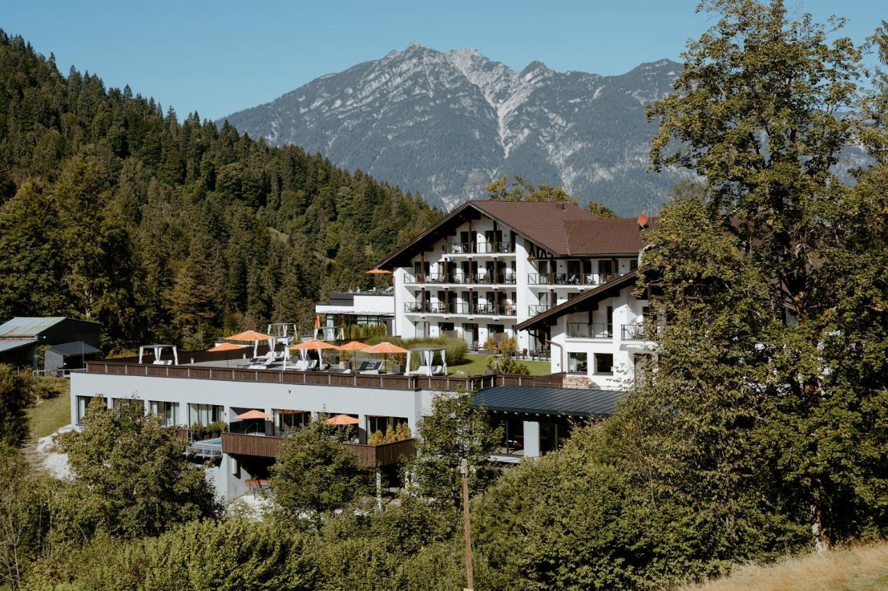Das Graseck - Mountain Hideaway & Health Care Garmisch-Partenkirchen Bagian luar foto